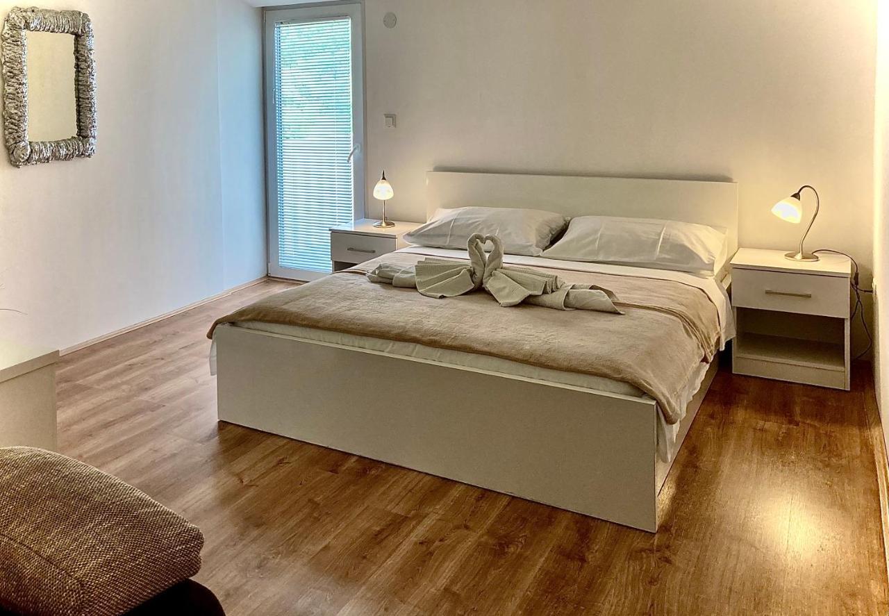 Apartments Mateljak Gradac  Extérieur photo