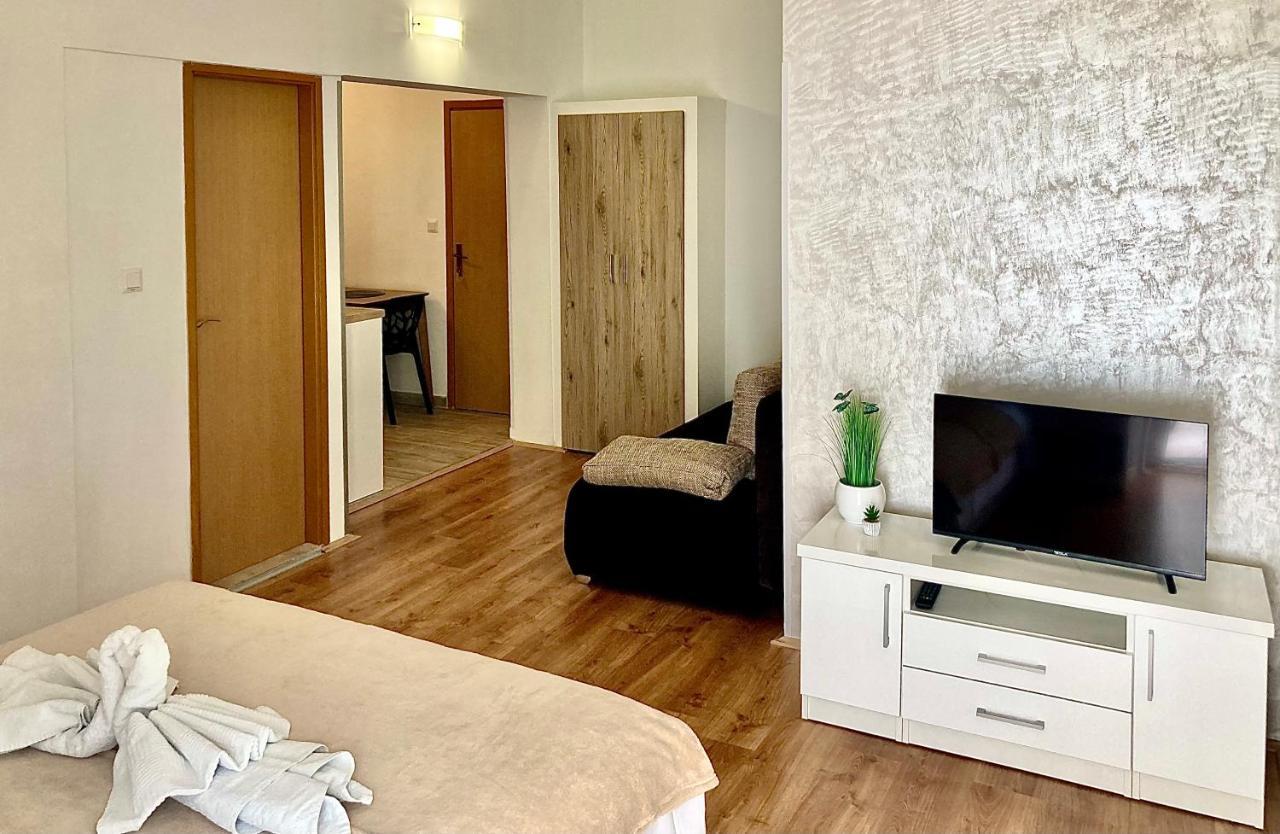 Apartments Mateljak Gradac  Extérieur photo