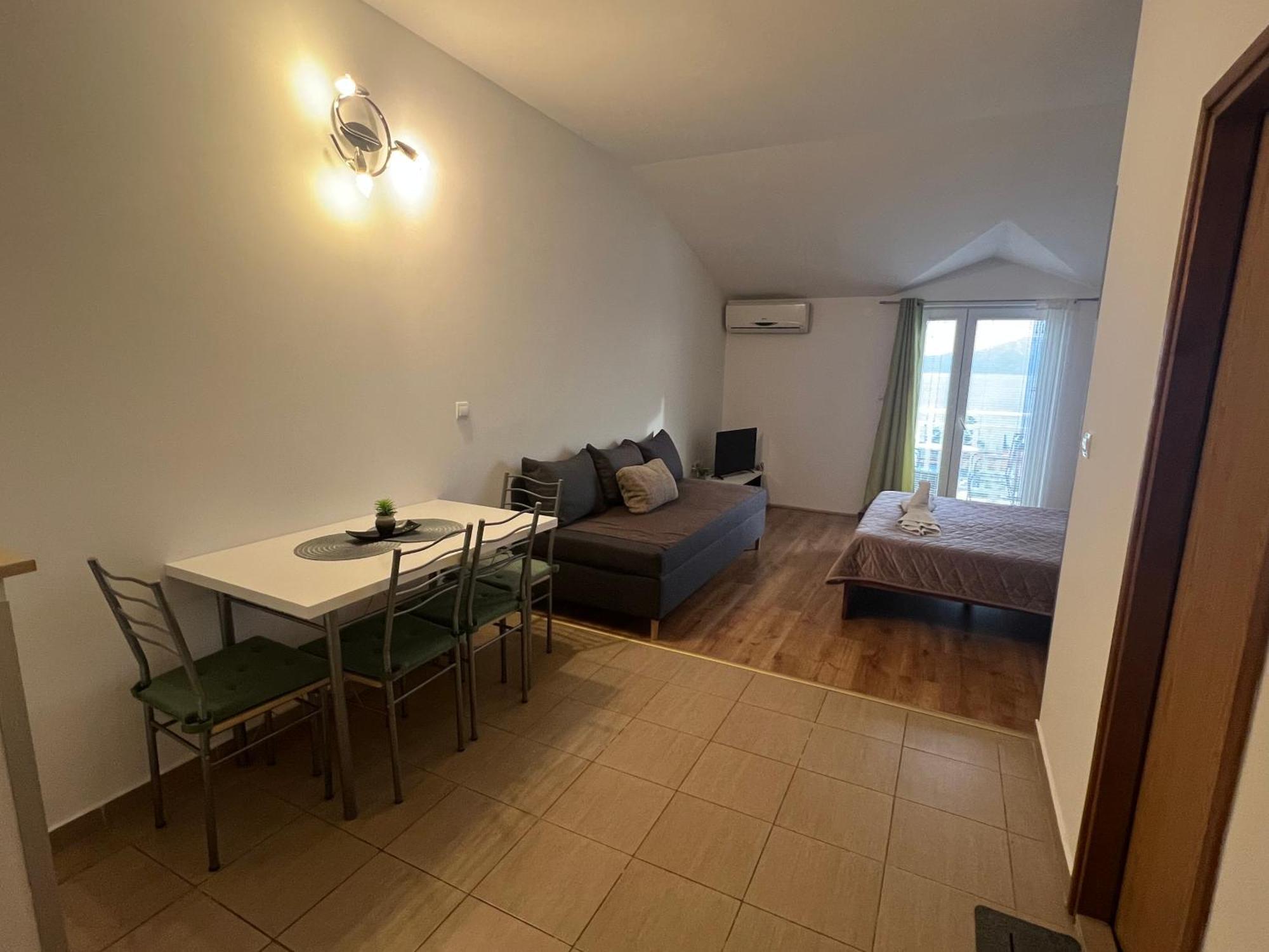 Apartments Mateljak Gradac  Extérieur photo