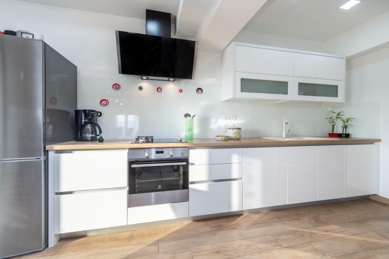 Apartments Mateljak Gradac  Extérieur photo