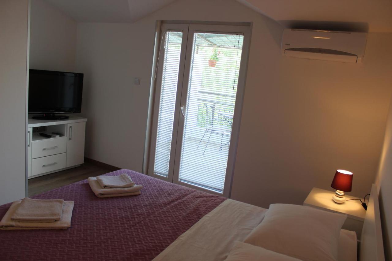 Apartments Mateljak Gradac  Chambre photo